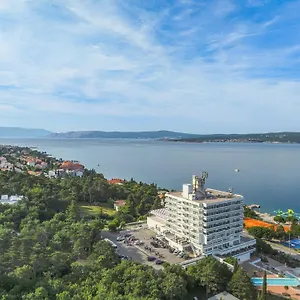 Hotel Omorika, Crikvenica