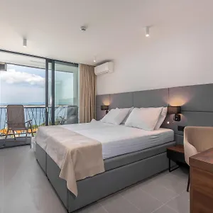 Hotel Paviljoni Omorika, Crikvenica